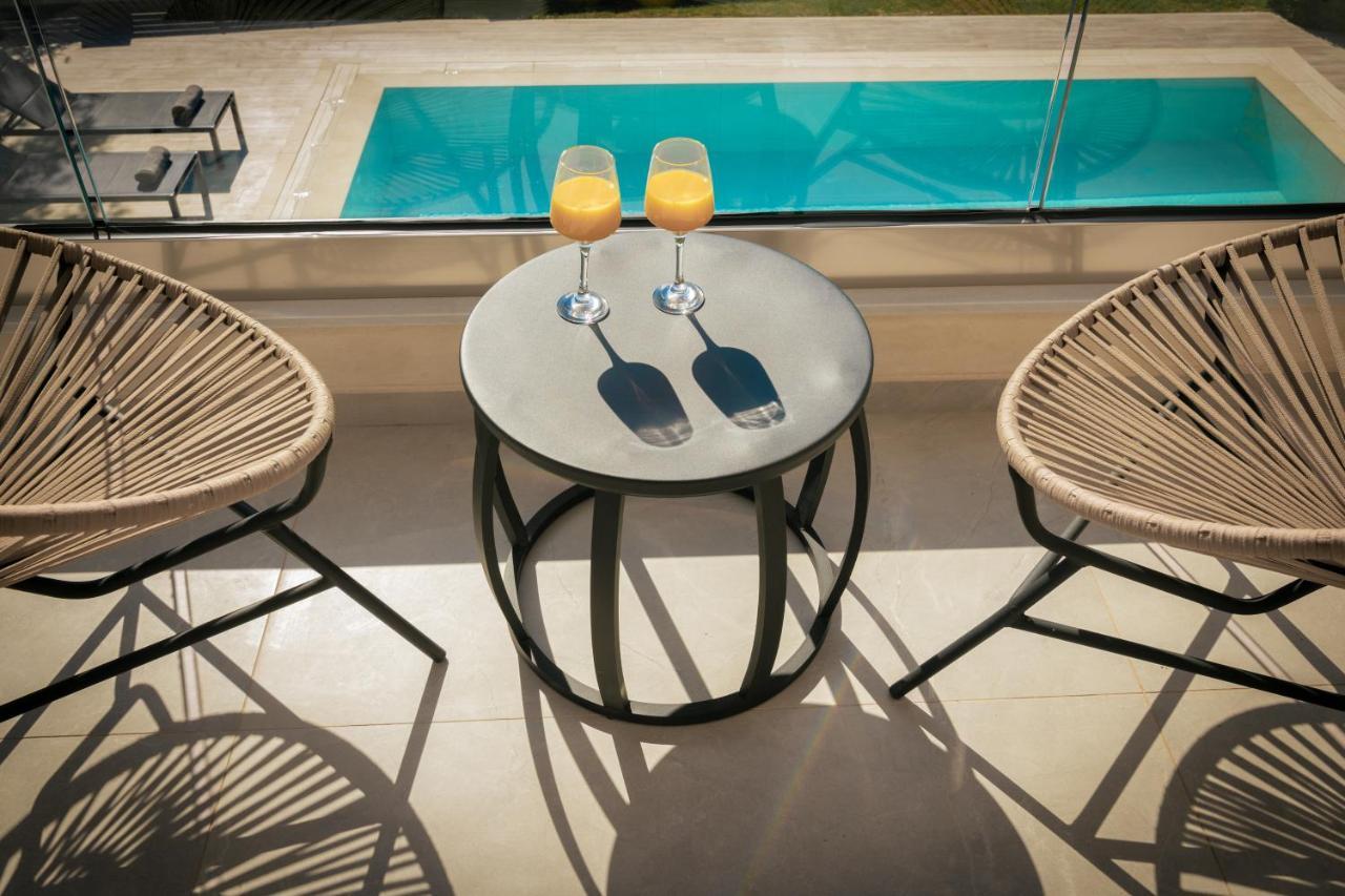 Solis Ortus Villa! Вилла Каламакион